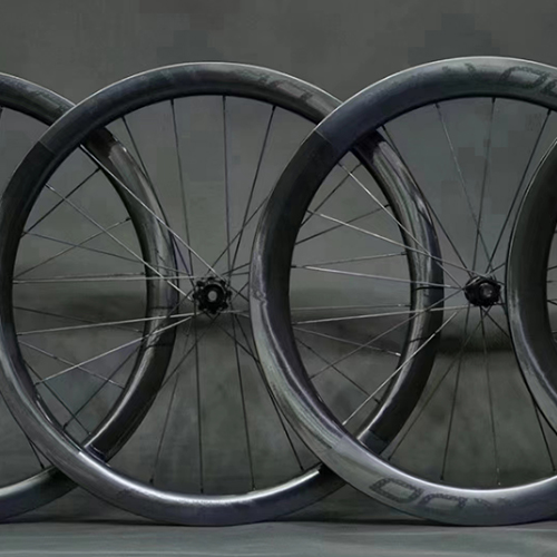 R1 Rim/Disc Brake Carbon Fibre/Steel flat /Reducing Spoke Wheelset